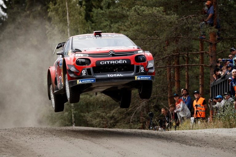 Esapekka Lappi, ganador en Finlandia en 2017 -su primera victoria en el WRC- terminó segundo esta vez y como mejor de Citroën.