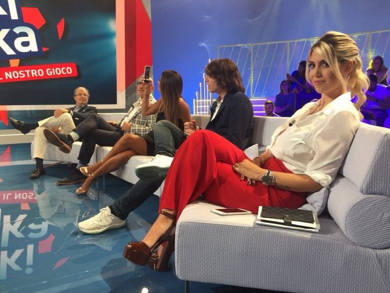 Wanda Nara debutó en el programa italiano "Tiki Taka".