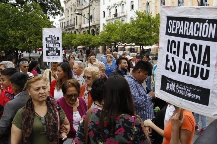 Marcha en contra de los abusos sexuales en la Iglesia. (Web)