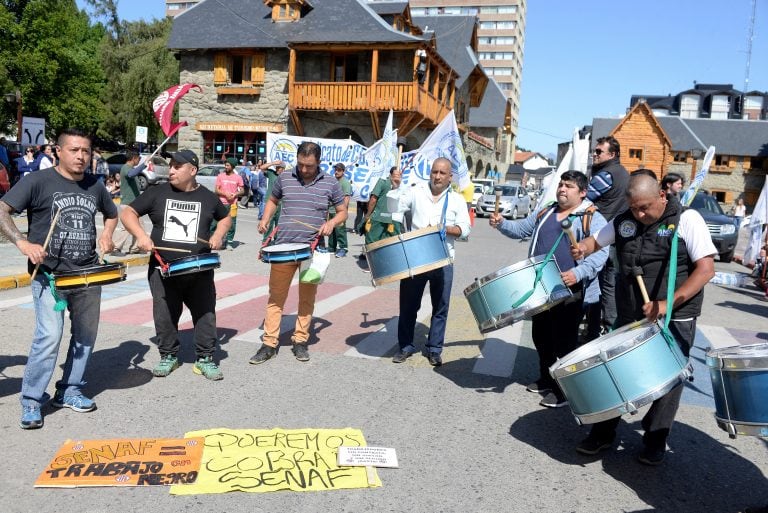 Reclamos en Bariloche (Río Negro).