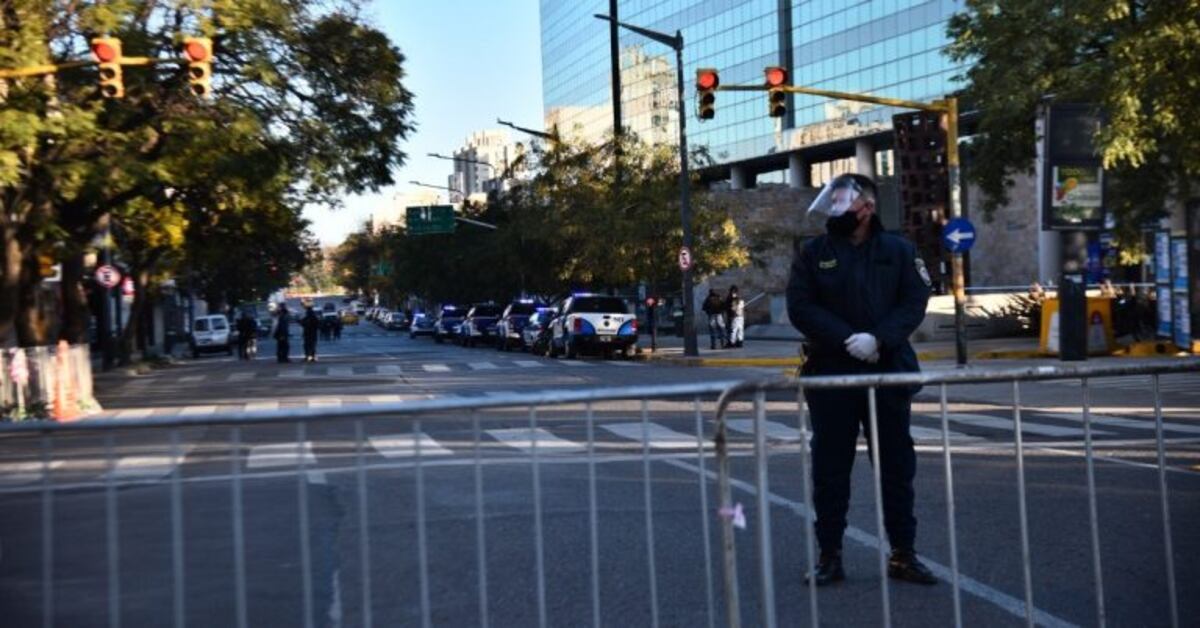 Continúan los paros de estatales de Córdoba en rechazo de la reforma previsional provincial