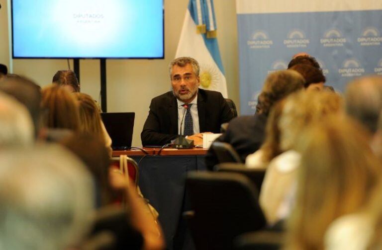 Diputados: debate del proyecto que modifica las jubilaciones de privilegio. (Foto: Clarín)