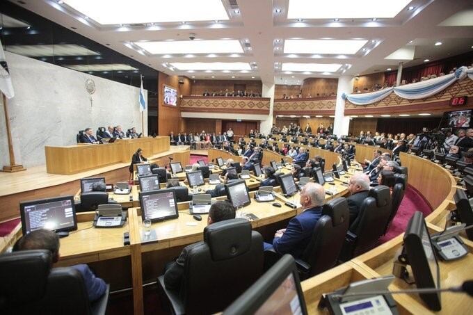 Apertura de las sesiones legislativas en Tucumán. (Foto: @JuanManzurOK).