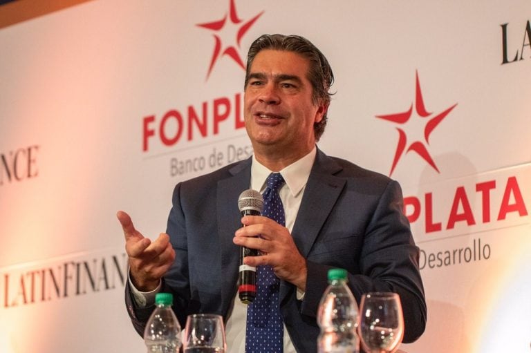 El gobernador utilizó su disertación en el Foro de Integración y Desarrollo desarrollado este viernes en Montevideo, Uruguay.