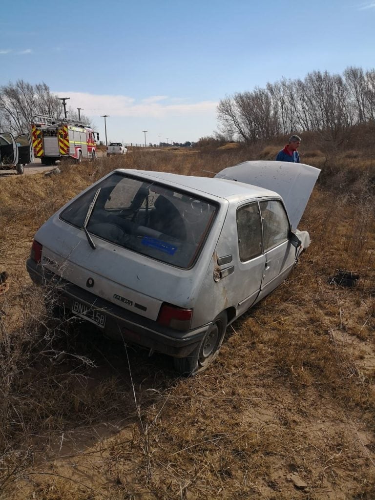 El accidente ocurrió en un camino rural cercano a la localidad de General Deheza.