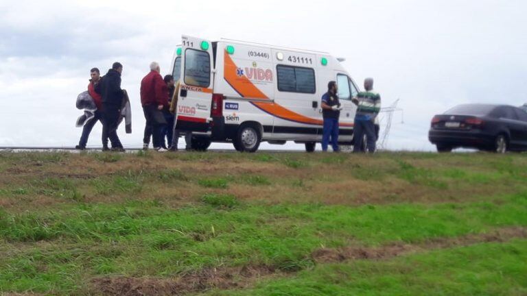 Despiste y vuelco Ceibas
Crédito: Bomberos Ceibas