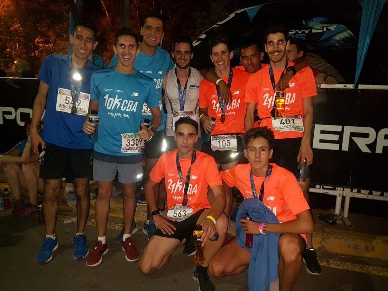 Los deportistas altagracienses corrieron en distancias de 21 y 10 km.