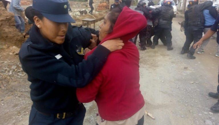 Ocupas en Cachi. (Prensa Policía de Salta.)