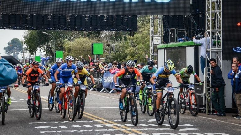 Desafío al Río Pinto, la carrera de bicis más importante de Latinoamérica.