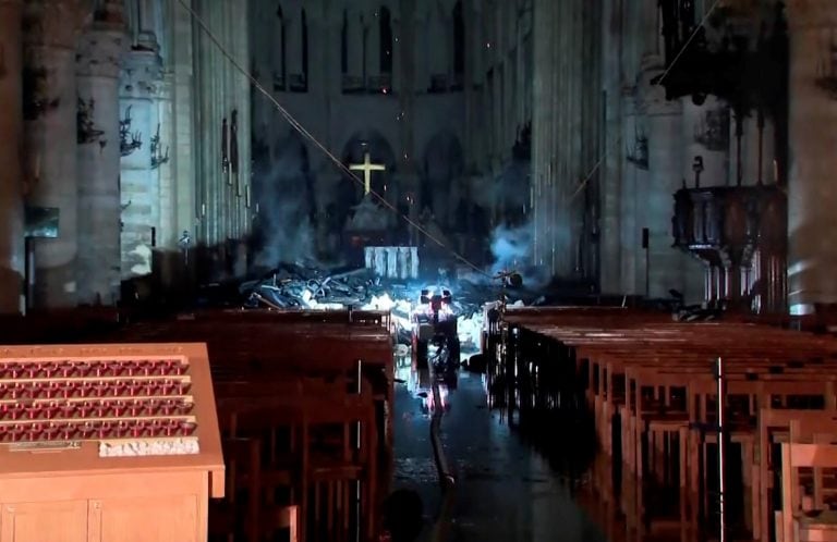 Imagen tomada de las televisoras francesas (France Televisions via AP).