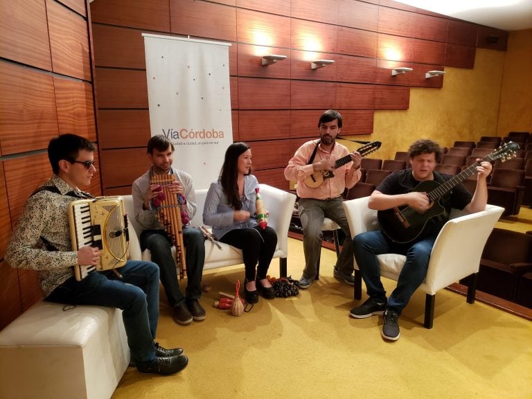 Brisas del Norte, en el acústico en Vía Córdoba previo a la Peña de los 11 años de El Aljibe.