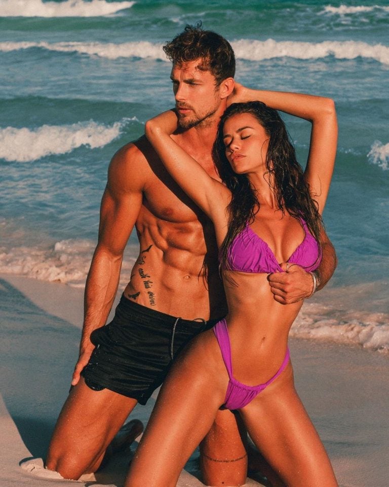 María Del Mar Molar junto con su pareja, el modelo Christian Hogue.