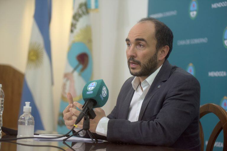 José Thomas, director general de Escuelas de Mendoza. Foto: Prensa Gobierno de Mendoza.