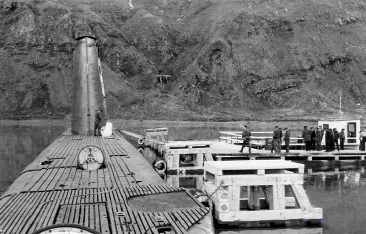 El "Santa Fe" pudo amarrar en el muelle de la BAS.