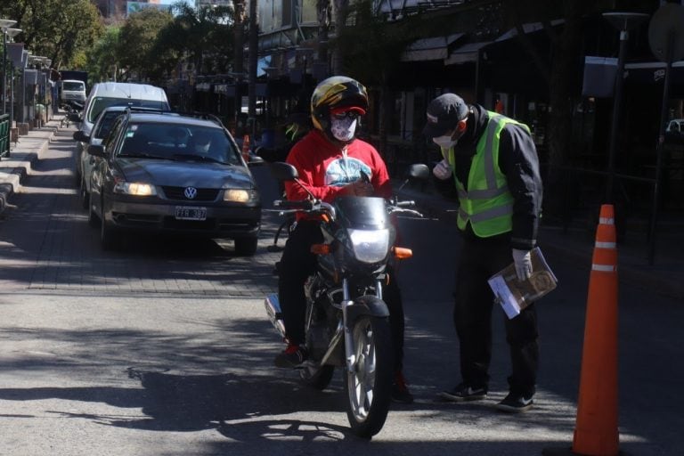 Cerca del 60%, fue por trabajo y la mayoría con un correcto uso del tapabocas. (Foto: prensa municipal).