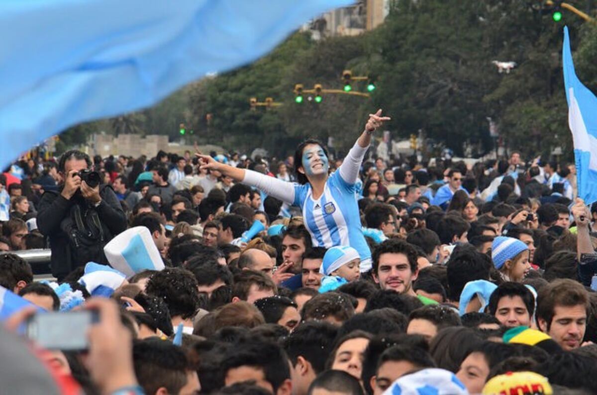 Mundial: el partido contra Francia, en pantalla gigante en la Plazoleta del Fundador