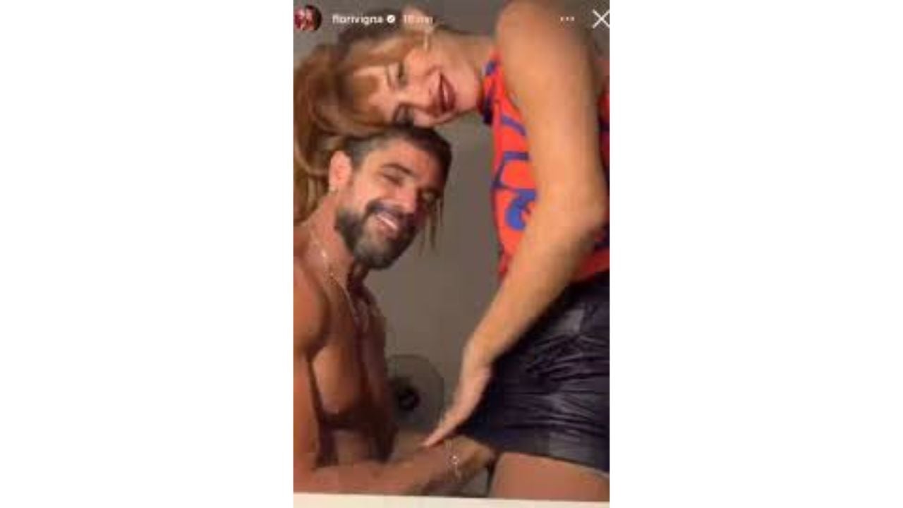 La foto subida de tono de Luciano Castro con Flor Vigna.