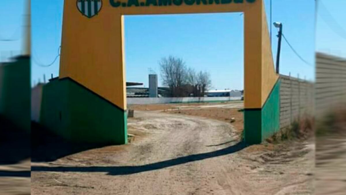Inseguridad sin límites en Córdoba: se robaron el portón de ingreso a un club