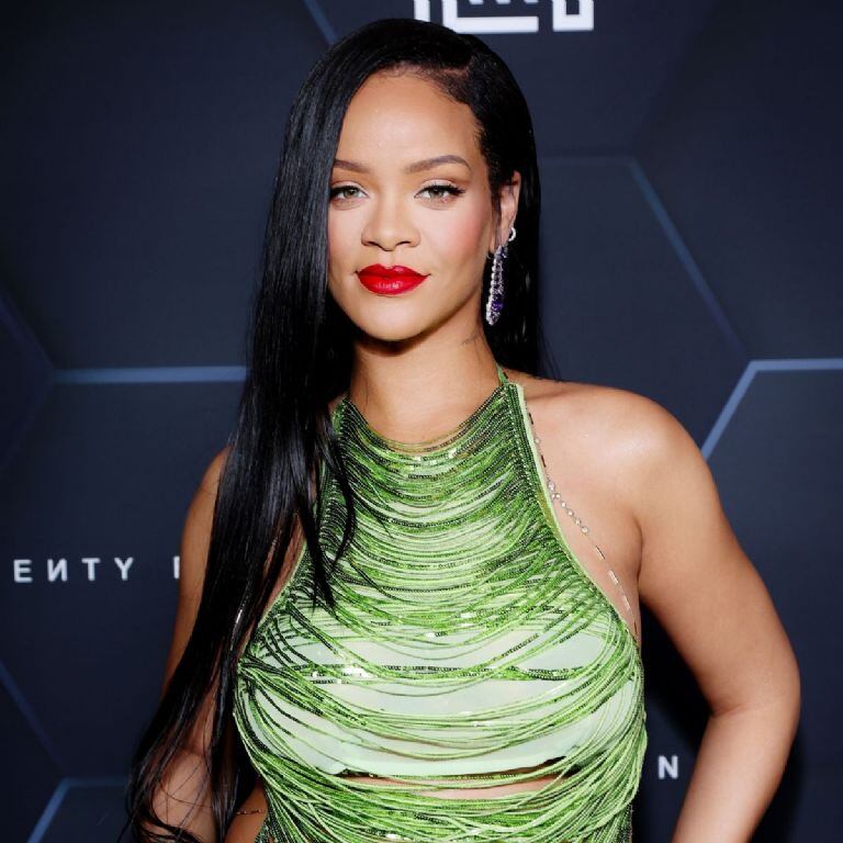 Rihanna revolucionó Instagram con un video al límite de la censura y dejó sin palabras a sus fans
