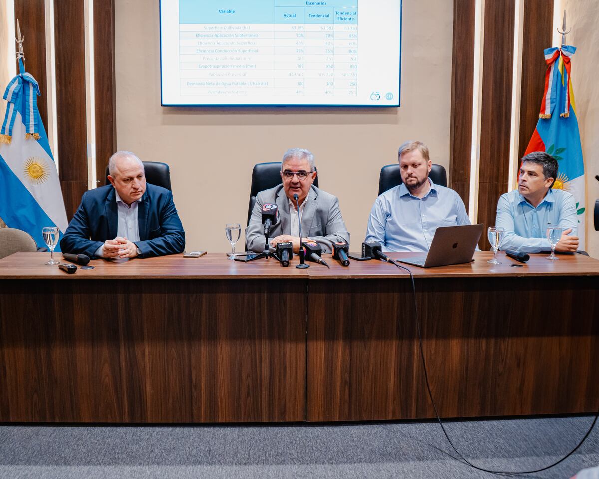 El Gobierno provincial presenta el Plan Maestro para el sector hídrico hasta 2050