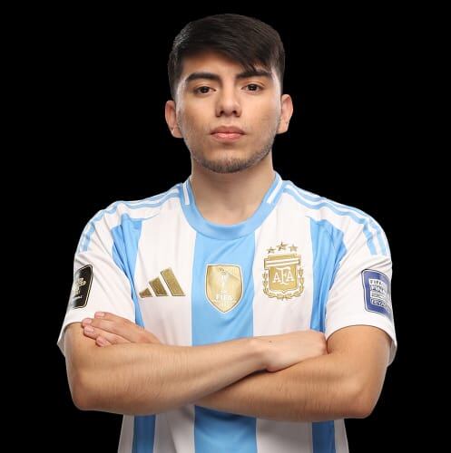 Lucas Garay tiene 23 años, es de San Salvador de Jujuy y paricipó en Arabia Saudita en el torneo mundial de esports organizado por la FIFA.