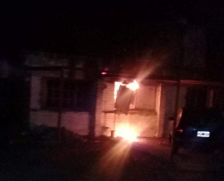 Incendio de vivienda en Punta Alta