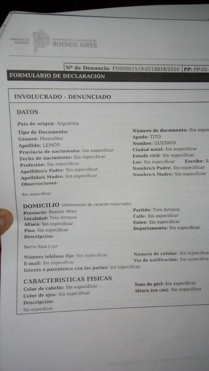 Denuncian a Gustavo "Tito" Lemos por una supuesta agresión a un joven.