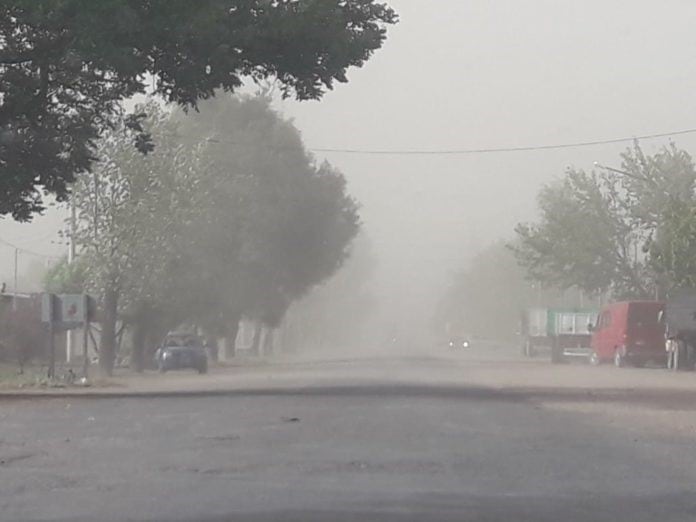 Fuerte viento en San Rafael en la tarde noche del 24.