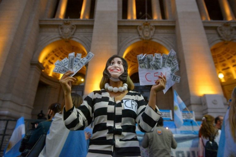 Marcha por la República en Tribunales. (Foto: Clarín)