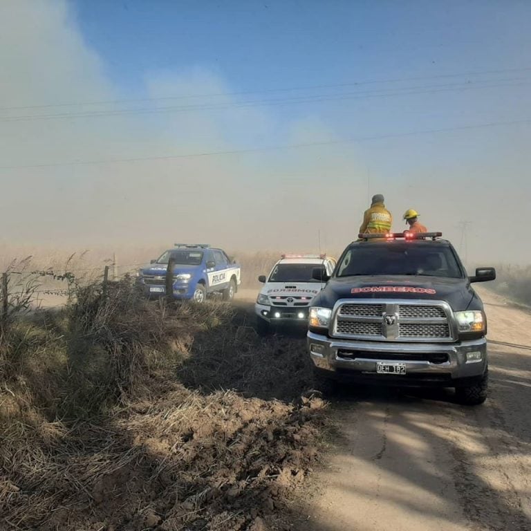 Se produjo un incendio en zona rural de Colonia San Bartolome