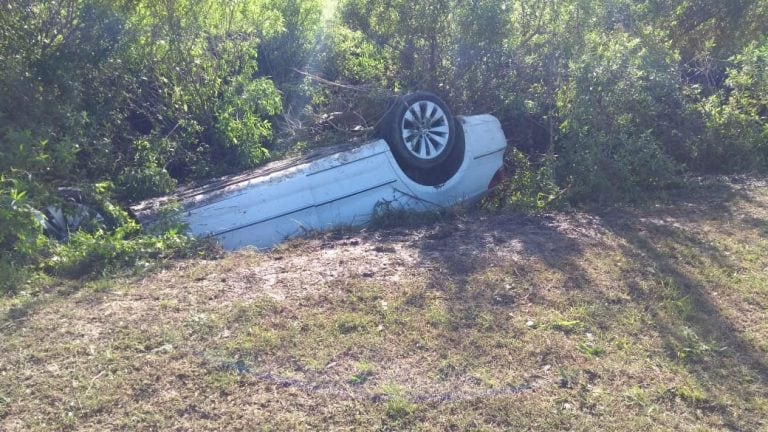 El accidente se registró cerca del cementerio. (Twitter)