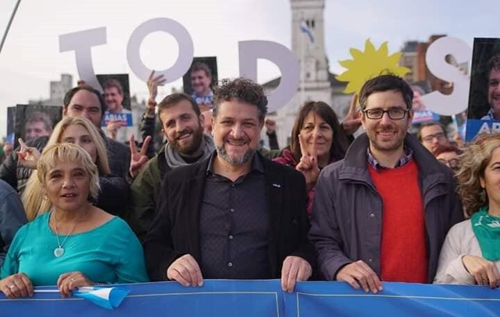 Sueiro junto a el exjuez Luis Arias, precandidato a intendente por el Frente de Todos (web).