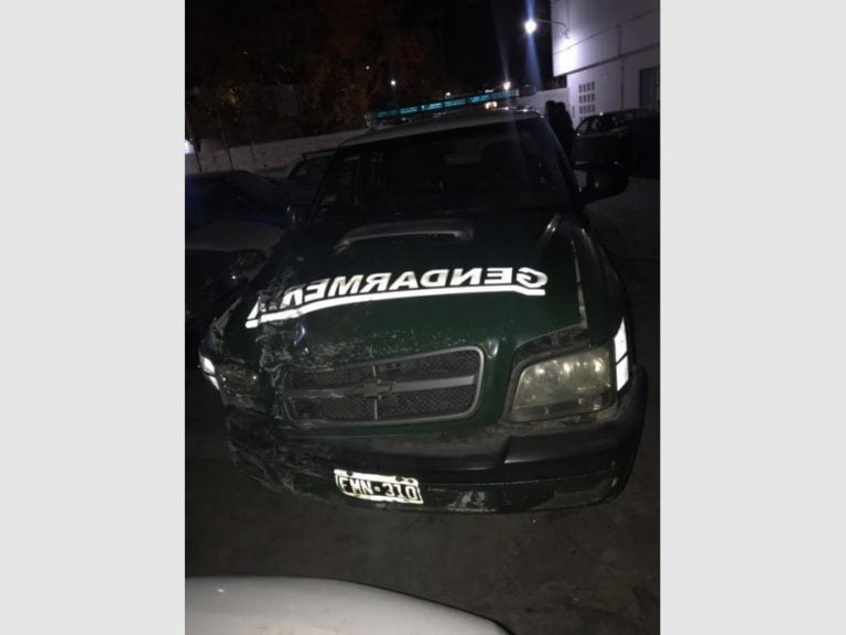 Así quedó la patrulla de Gendarmería.