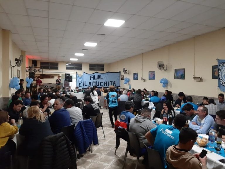 Una noche a plena pasión celeste con la presencia de figuras actuales del Club y dirigentes.