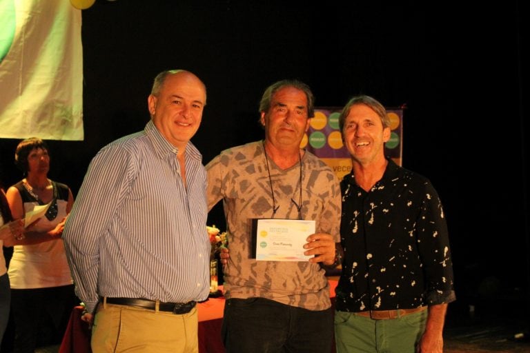 Darío Fernández, como DT en Estados Unidos fue campeón en categoría 2006. Recibió su padre, el gran entrenador de inferiores Esteban Fernández