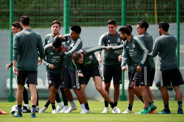 Entrenamiento de México en el Dynamo de Moscú. Foto: EFE/José Méndez