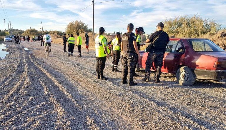 En Trelew se verificaron 200 vehículos, se realizaron 180 alcoholemias de las cuales 16 arrojaron saldos positivos con índices de alcohol en sangre.