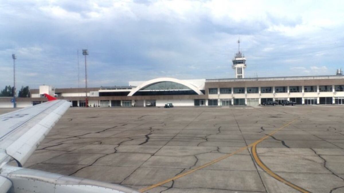 Todos los vuelos de la tarde están cancelados en el aeropuerto de Rosario