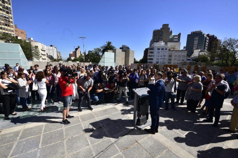 Las nuevas obras de la Plaza España quedaron habilitadas en el sector superior.