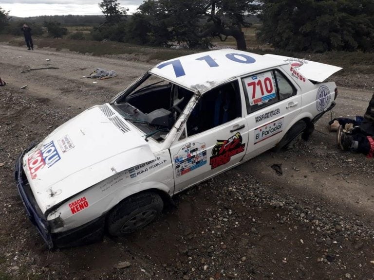 Accidente vial camino al Lago Fagnano.