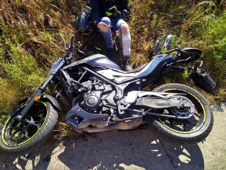 Choque de dos motocicletas en la ruta E98 (Camino al Cuadrado).