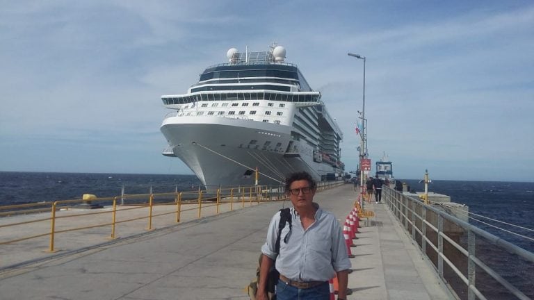 Carlos Dobal y María Alicia Cikes, los santafesinos presos en alta mar que buscan volver a casa. (Vía Rosario)