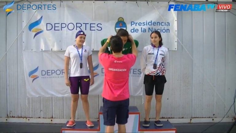 Agostina Nuñez natación Arroyito