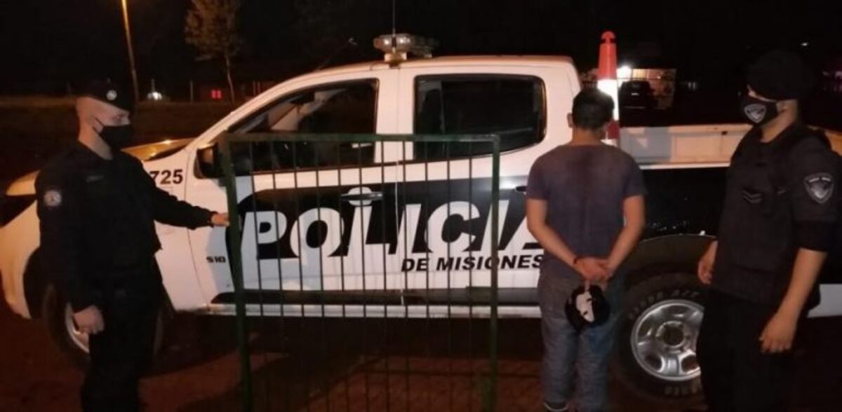 Recuperan un portón y un aire acondicionado que fueron robados