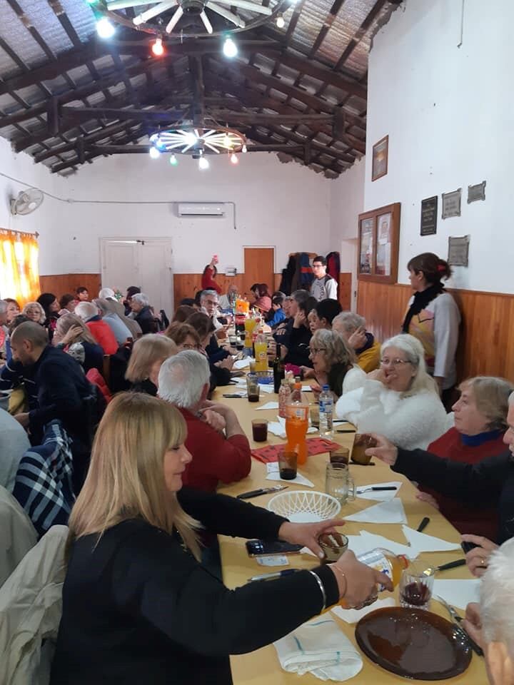 Almuerzo con los vecinos