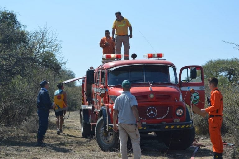 Incendio en el camino de Los Artesanos