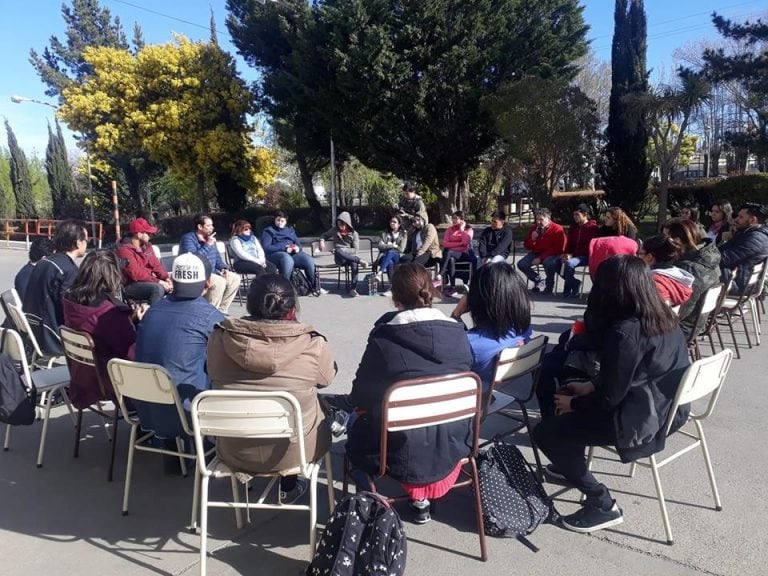 Clase pública en la unidad académica de Caleta olivia en la UNPA