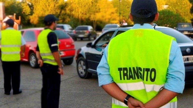 Agentes tránsito Comodoro. Foto ilustrativa