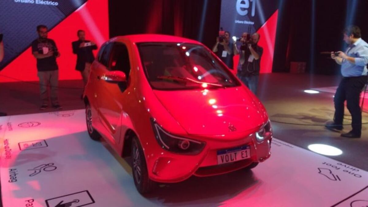 Comenzará la entrega del auto eléctrico que se produce en Córdoba: los precios