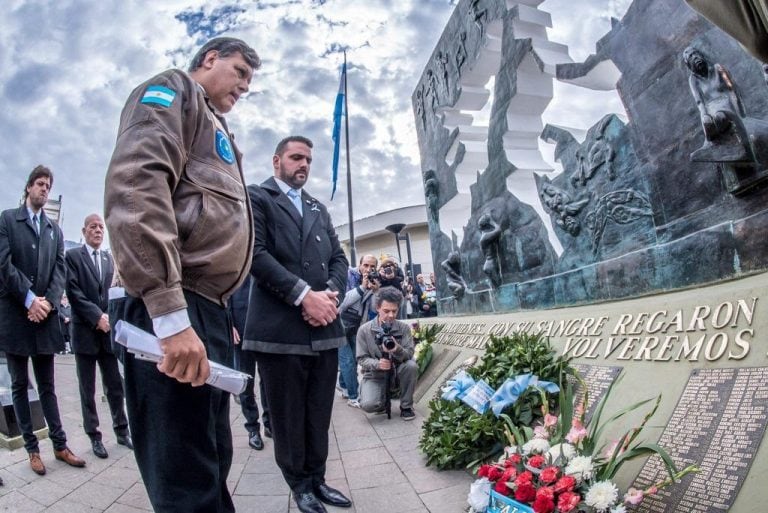 Homenaje a los Caídos en Combate y Veteranos de la Guerra de Malvinas - Walter Vuoto, intendente de Ushuaia (foto archivo).